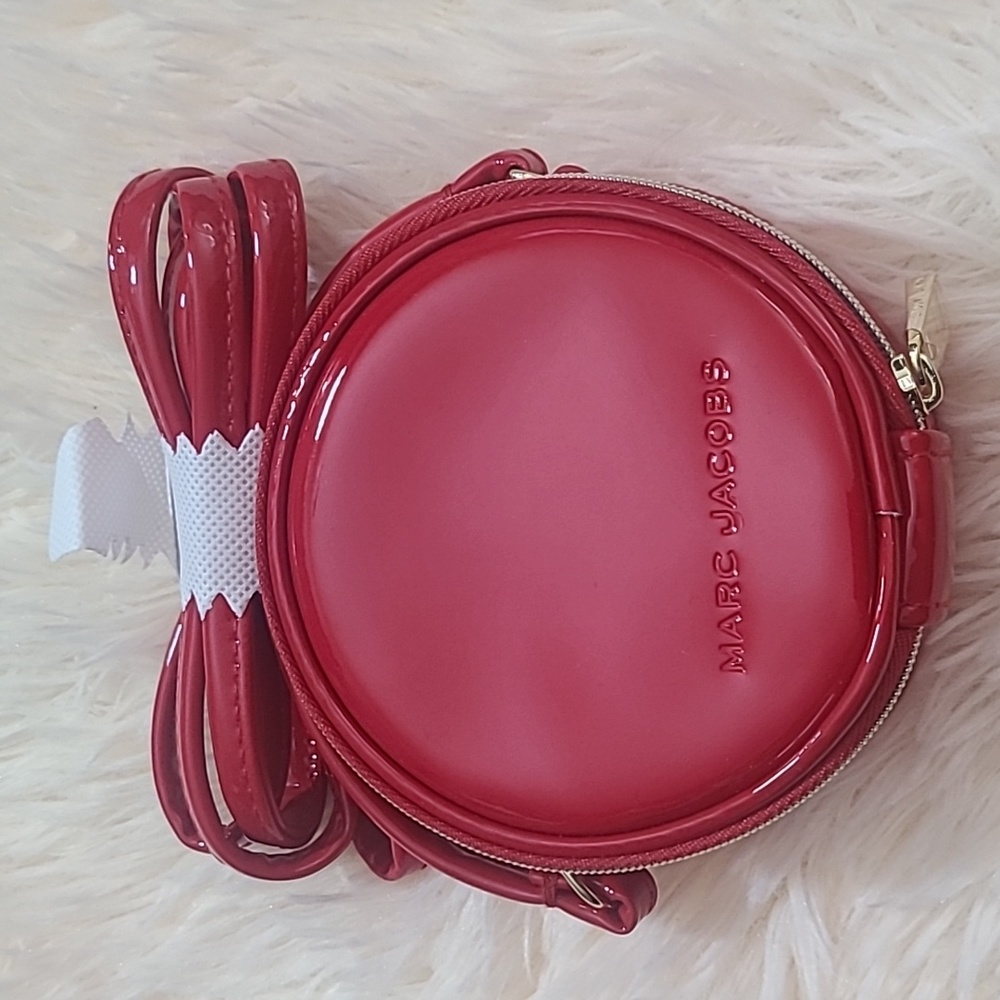 NEW Marc Jacobs Mini Patent Leater Round Crossbody